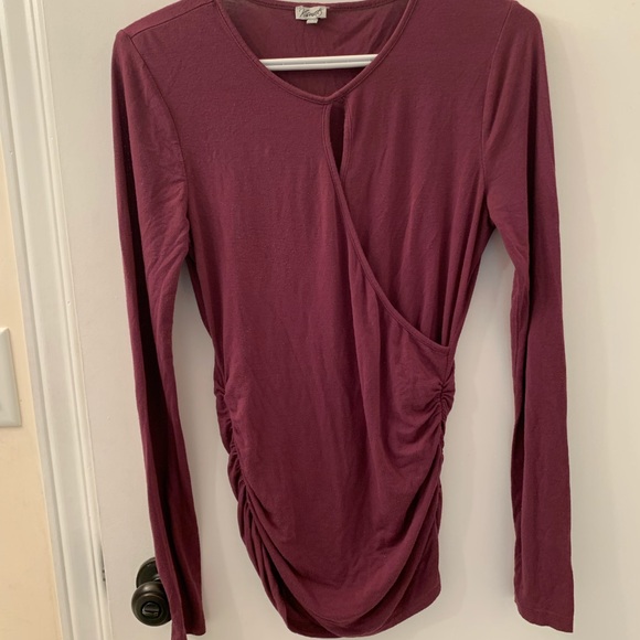 Kismet Ruched Keyhole Top - Picture 3 of 3